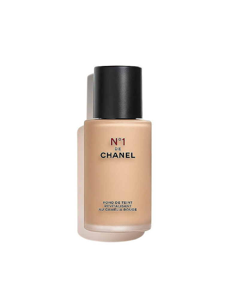 CHANEL N°1 DE CHANEL  REVITALISIERENDE FOUNDATION VERLEIHT LEUCHTKRAFT - SPENDET FEUCHTIGKEIT - SCHÜTZT 30ML von Chanel