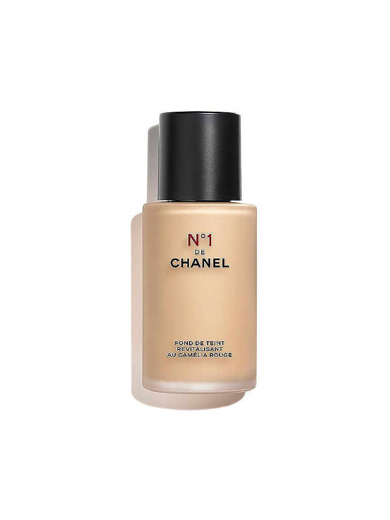 CHANEL N°1 DE CHANEL  REVITALISIERENDE FOUNDATION VERLEIHT LEUCHTKRAFT - SPENDET FEUCHTIGKEIT - SCHÜTZT 30ML von Chanel