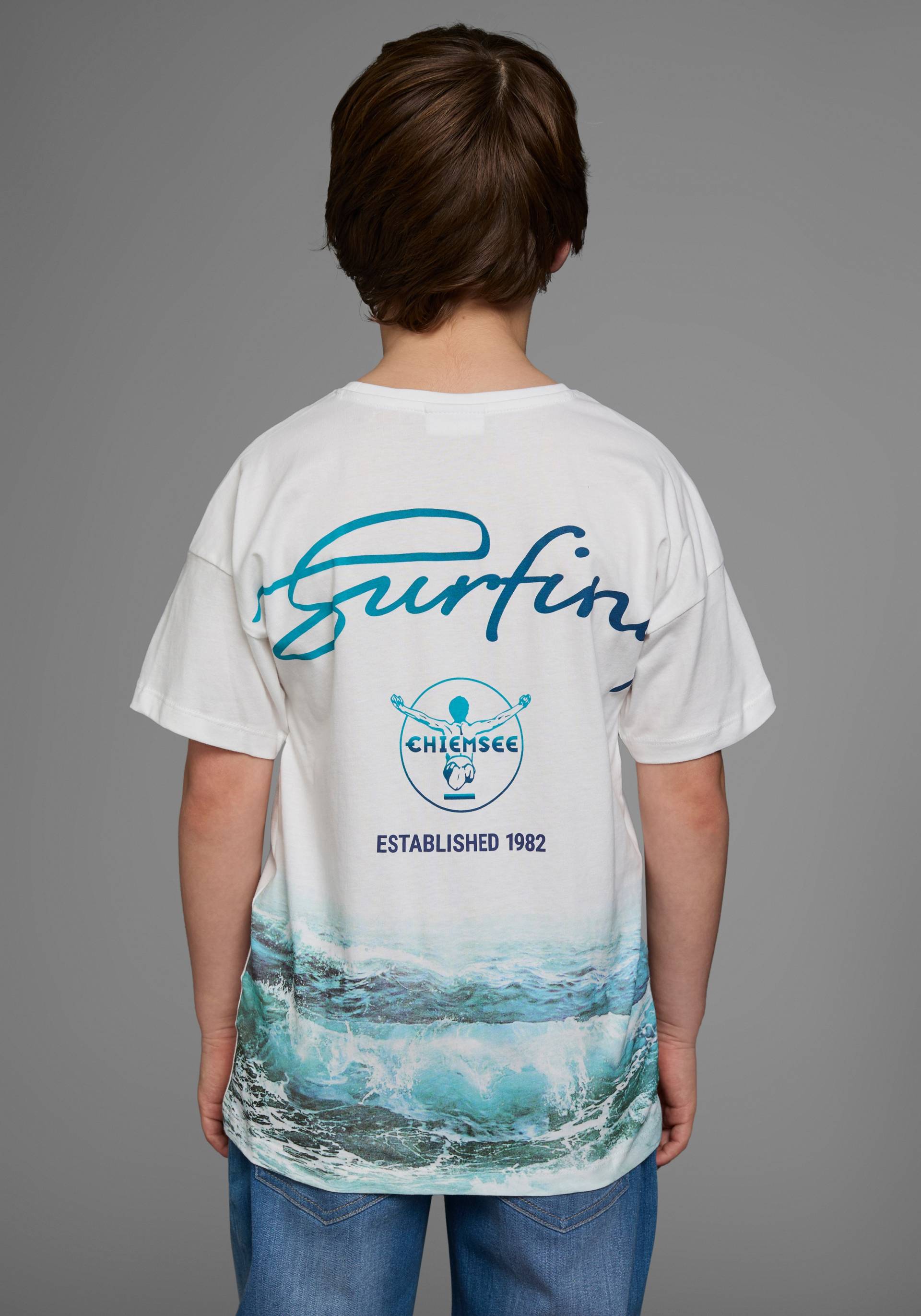 Chiemsee T-Shirt »WAVE«, Kurzarm, Basic-Passform, bedruckt, Rundhalsausschnitt Chiemsee T-Shirt »WAVE«, Kurzarm, Basic-Passform, bedruckt, Rundhalsausschnitt von Chiemsee