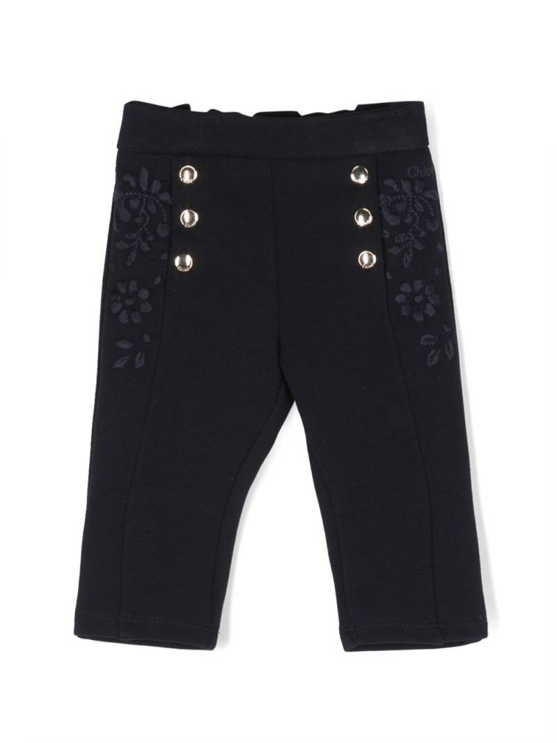 Chloé Kids floral-embroidered high-waisted trousers - Blue von Chloé Kids