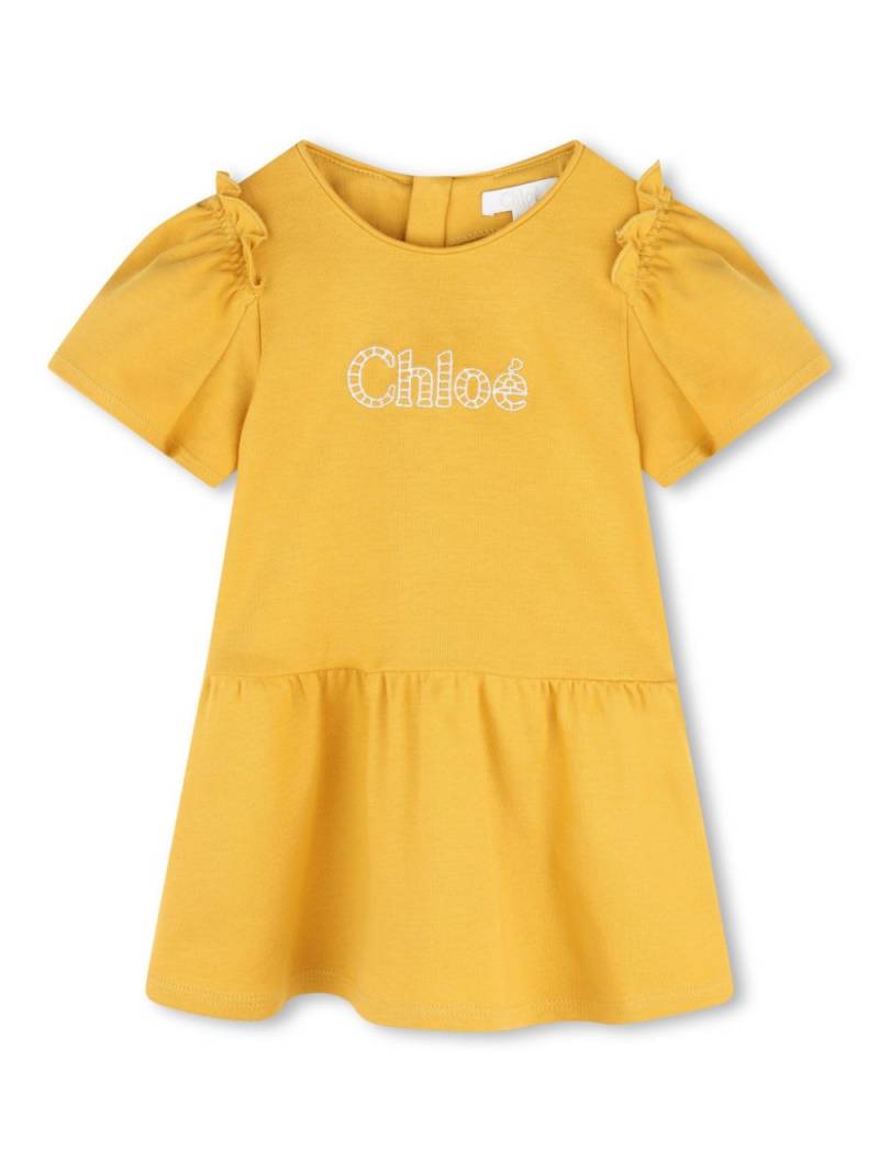 Chloé Kids logo-embroidered organic cotton dress - Yellow von Chloé Kids