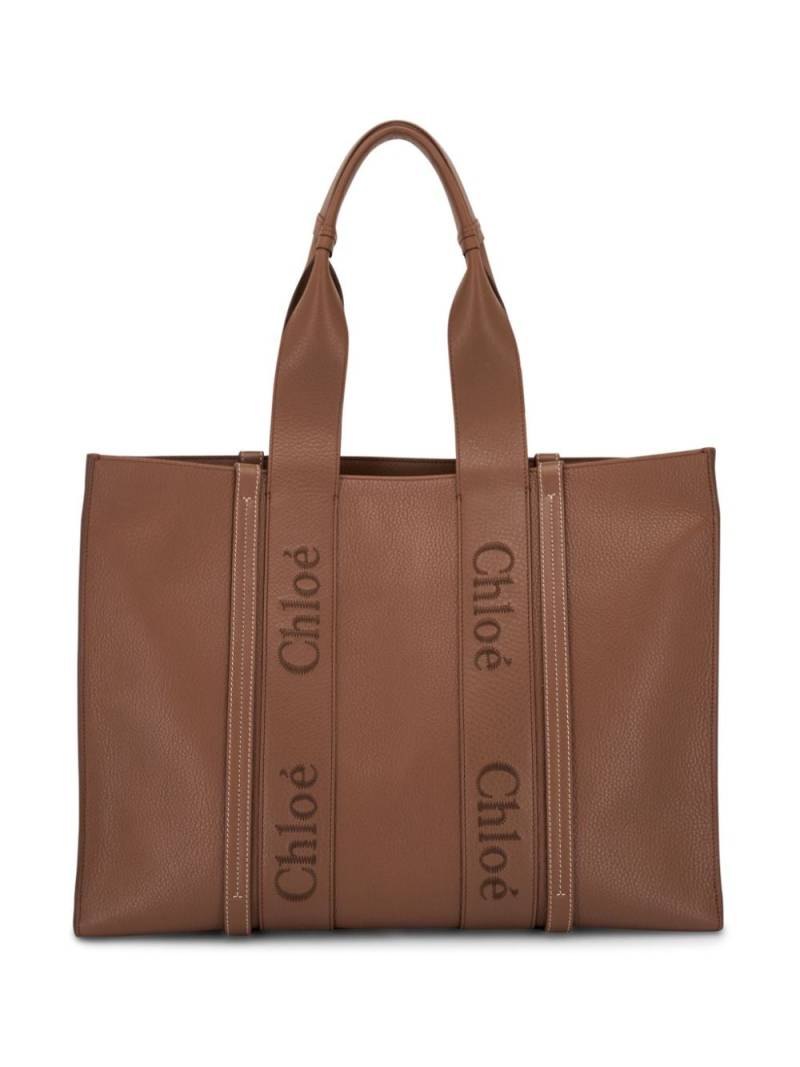 Chloé Woody leather tote bag - Brown von Chloé