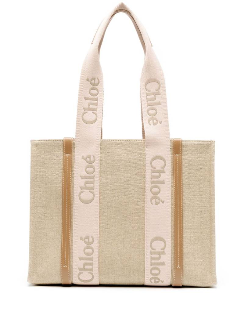 Chloé medium Woody tote bag - Neutrals von Chloé