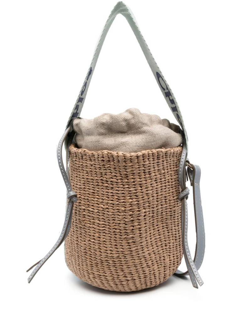 Chloé small Woody bucket bag - Neutrals von Chloé