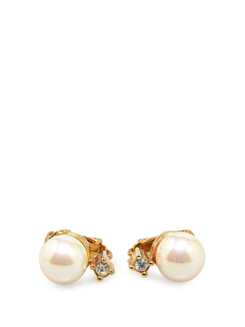 Christian Dior Pre-Owned 20th Century Gold Plated Faux Pearl and Crystal Clip On costume earrings - White von Christian Dior Pre-Owned