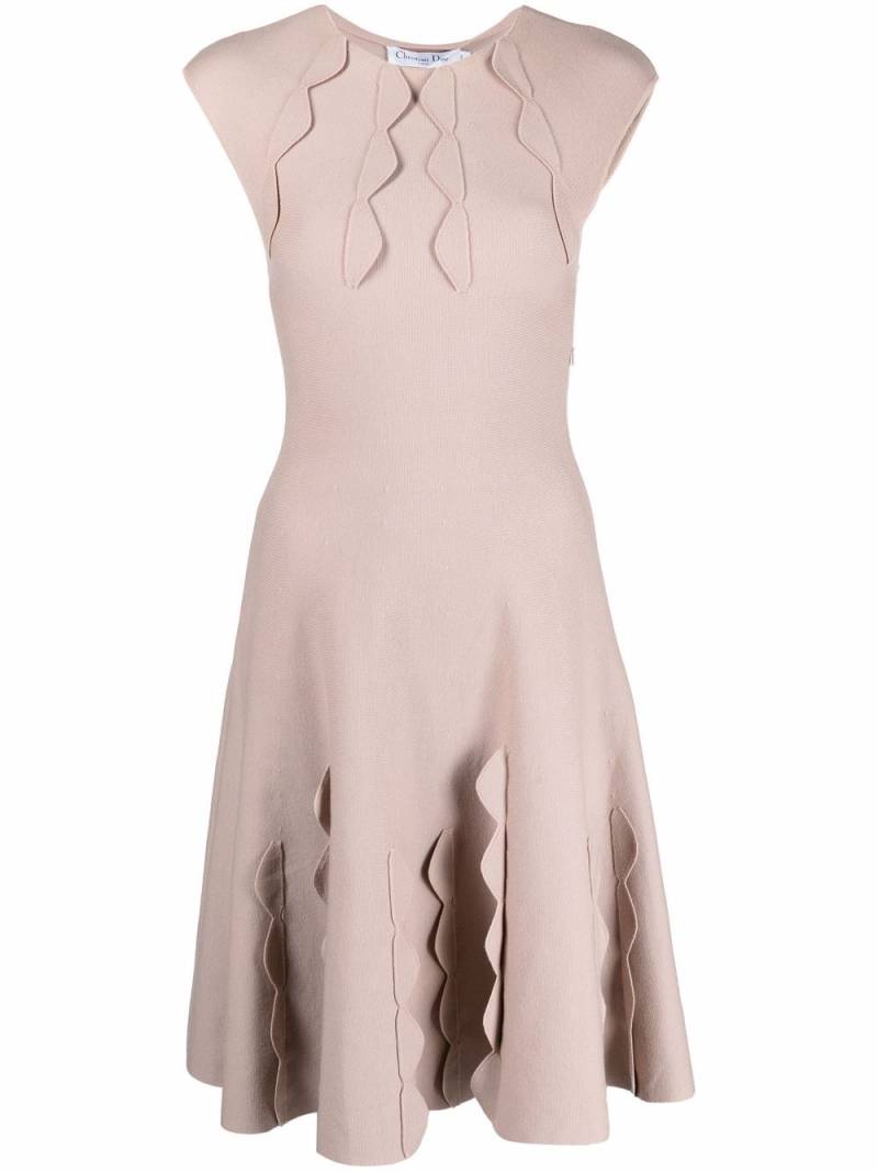 Christian Dior Pre-Owned 2000s scalloped detailing flared knitted-dress - Pink von Christian Dior Pre-Owned