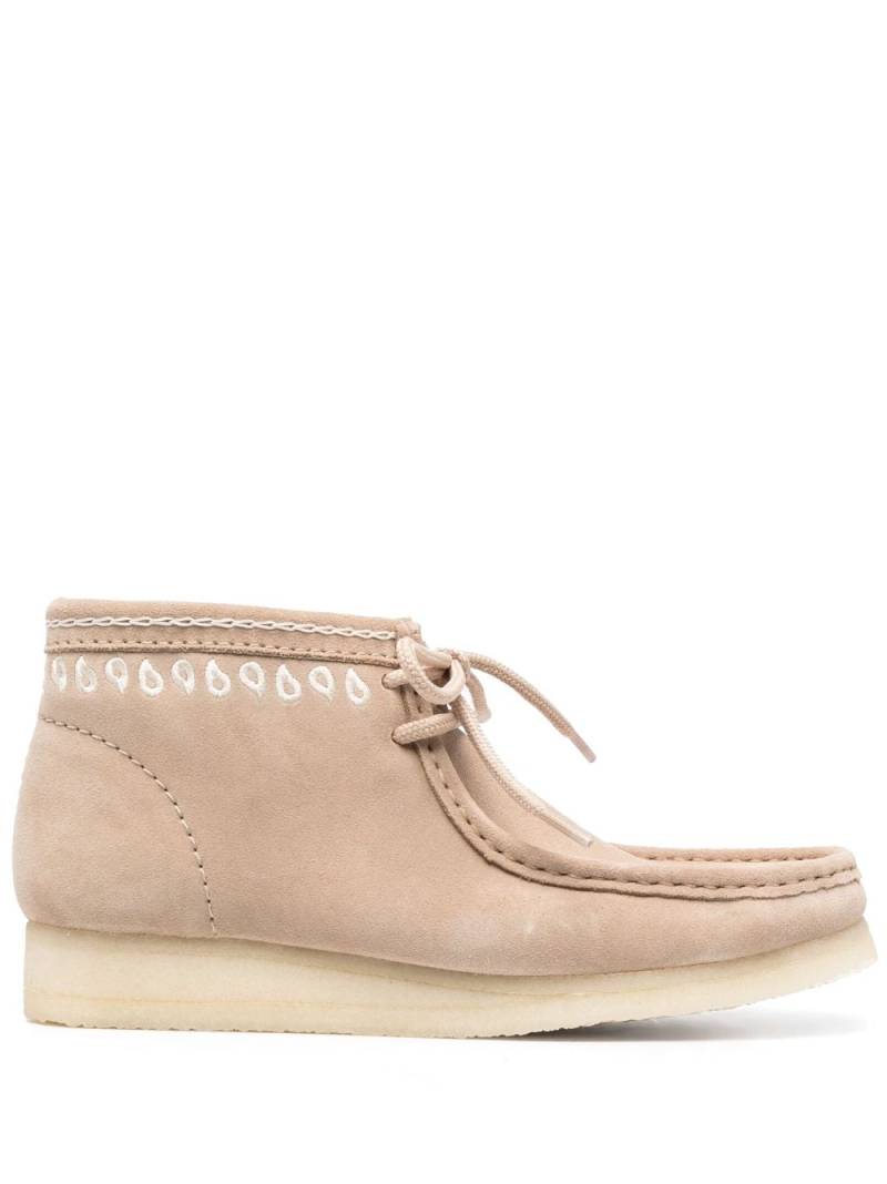 Clarks Originals Wallabee suede boots - Neutrals von Clarks Originals