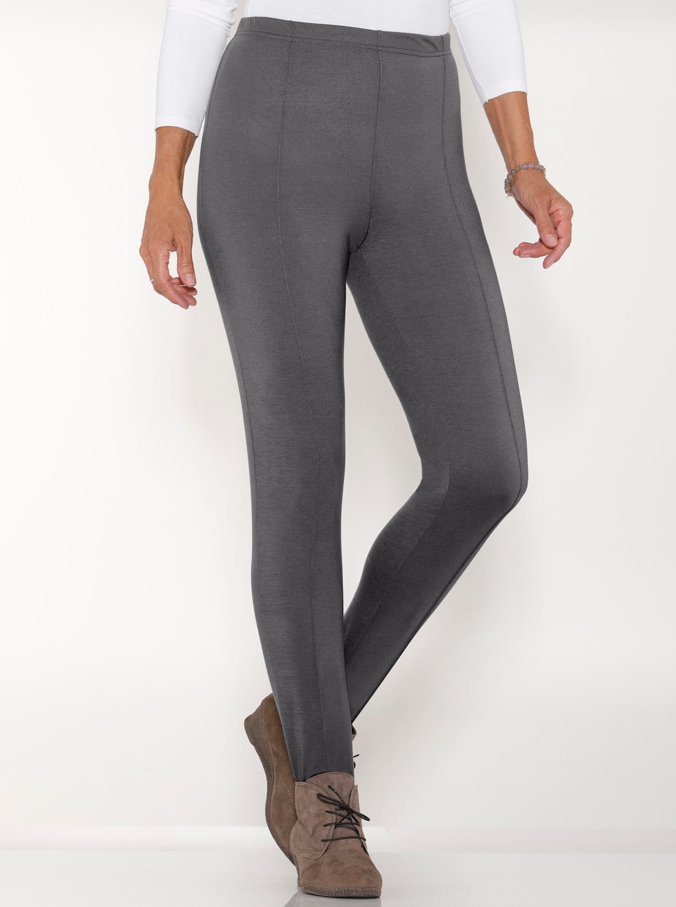 Classic Basics Bügelfaltenhose von Classic Basics