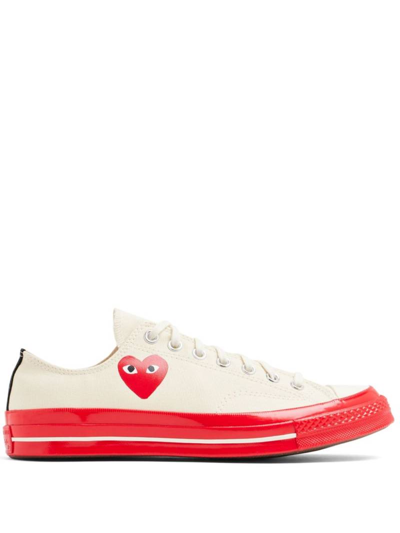 Comme Des Garçons contrasting-sole canvas trainers - White von Comme Des Garçons