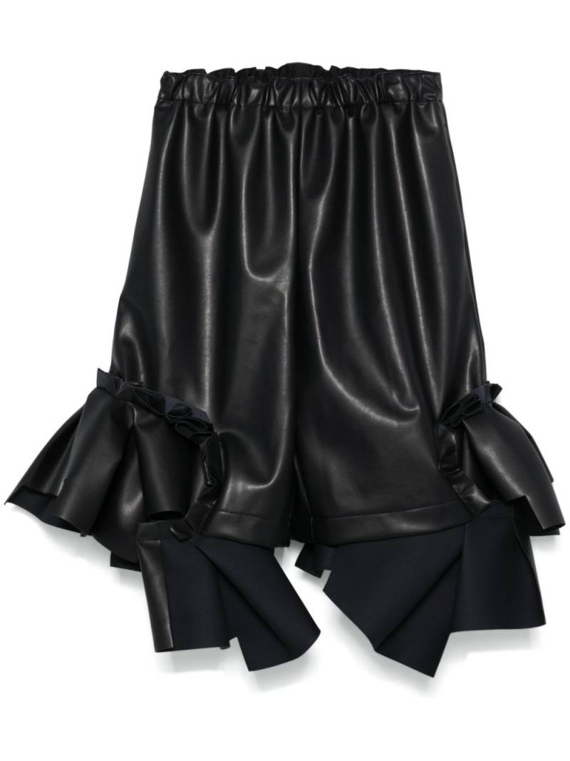 Comme Des Garçons ruffle shorts - Black von Comme Des Garçons