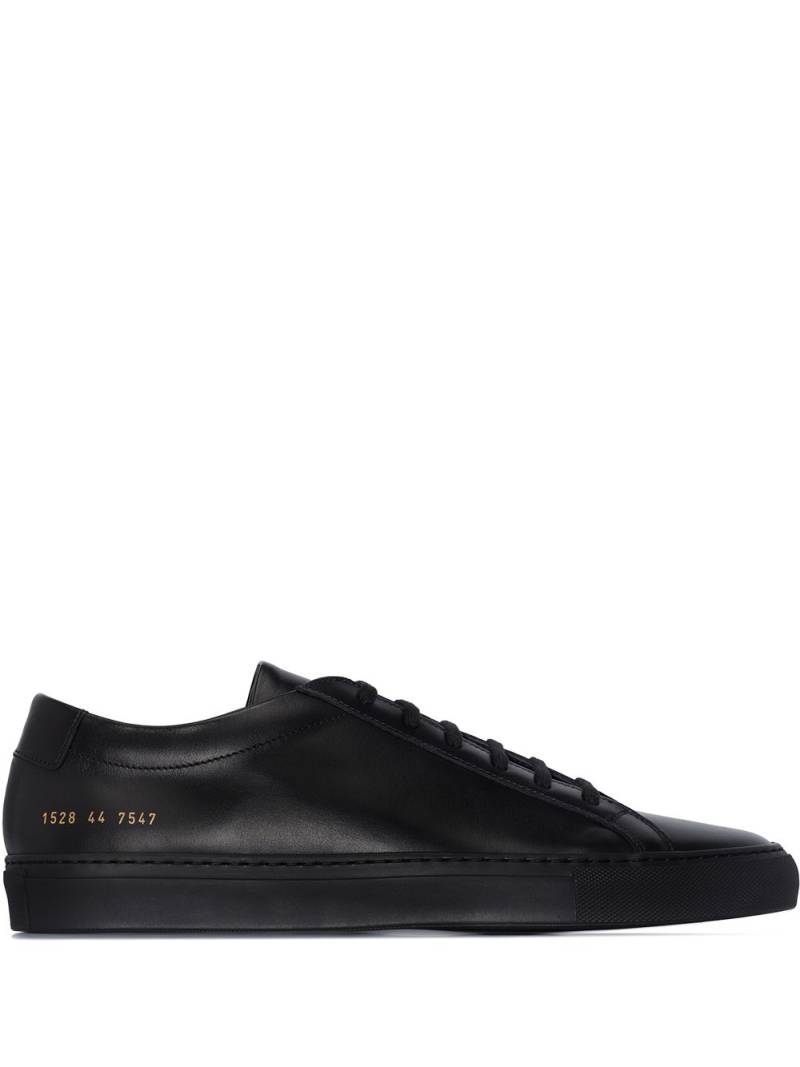 Common Projects black Achilles leather low-top sneakers von Common Projects