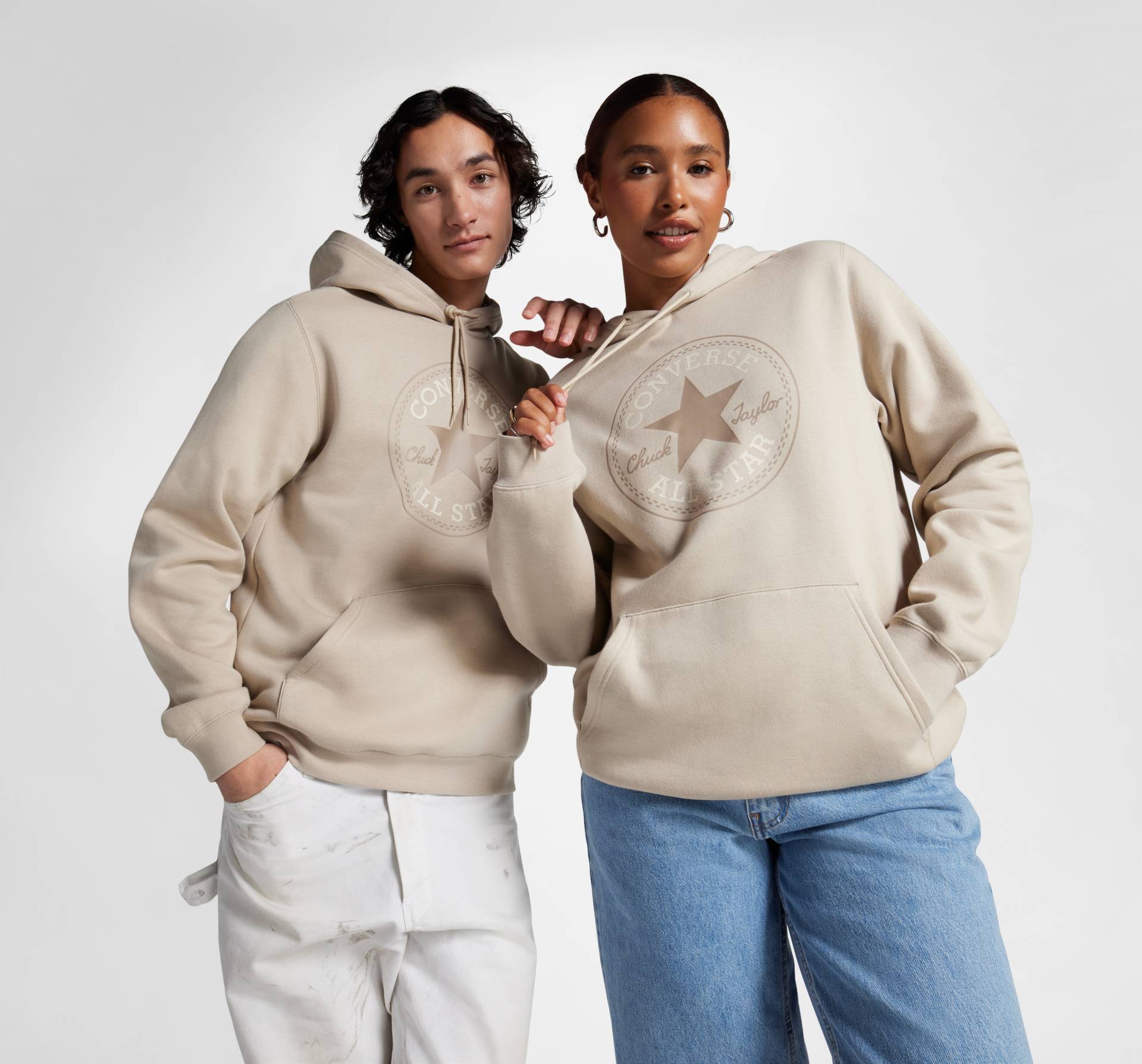 Converse Kapuzensweatshirt »STANDARD FIT CENTER FRONT LARGE CHUCK«, Unisex von Converse