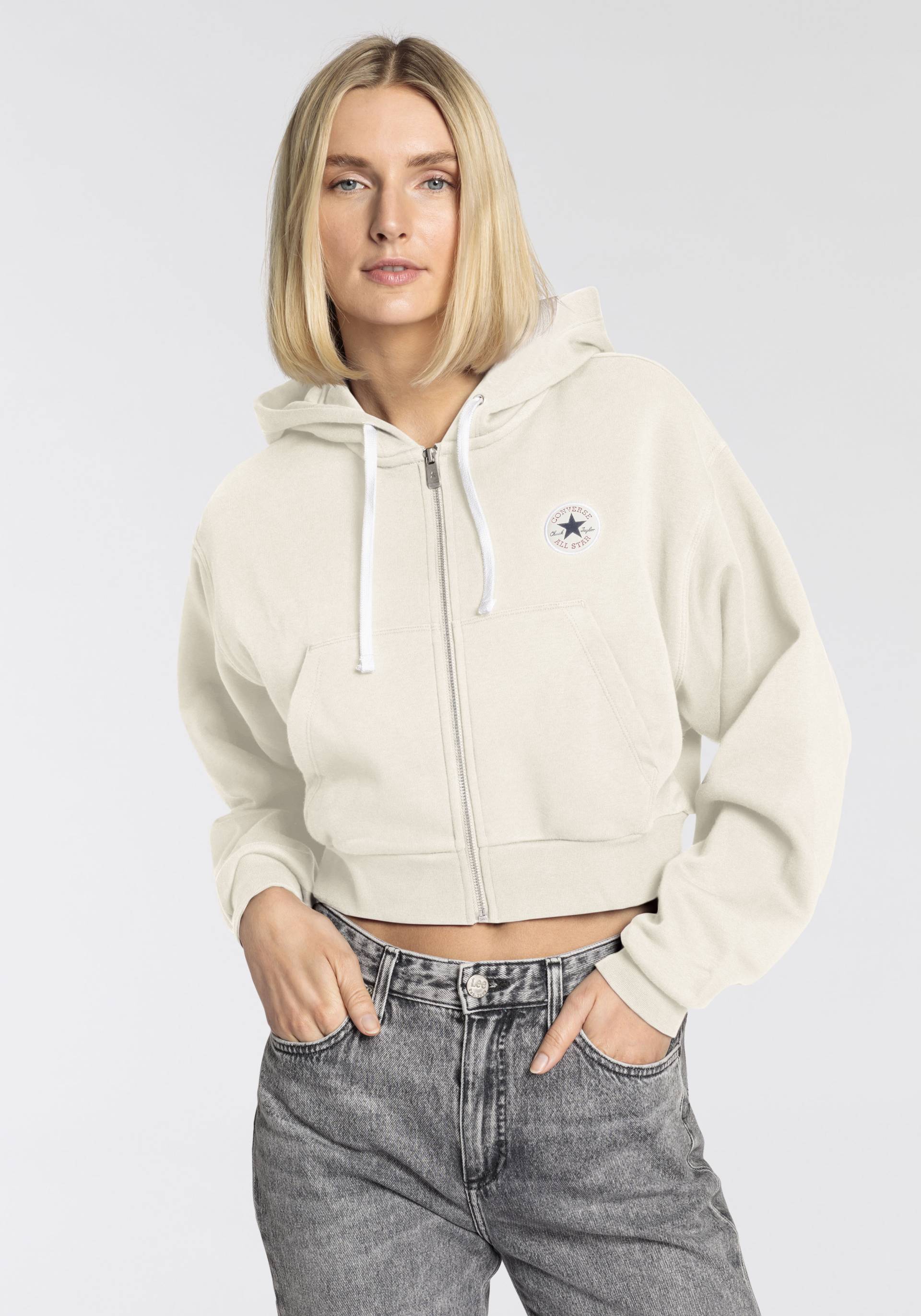 Converse Sweatjacke »WOMEN'S CONVERSE RETRO FULL-ZIP HOODIE«, cropped Converse Sweatjacke »WOMEN'S CONVERSE RETRO FULL-ZIP HOODIE«, cropped von Converse