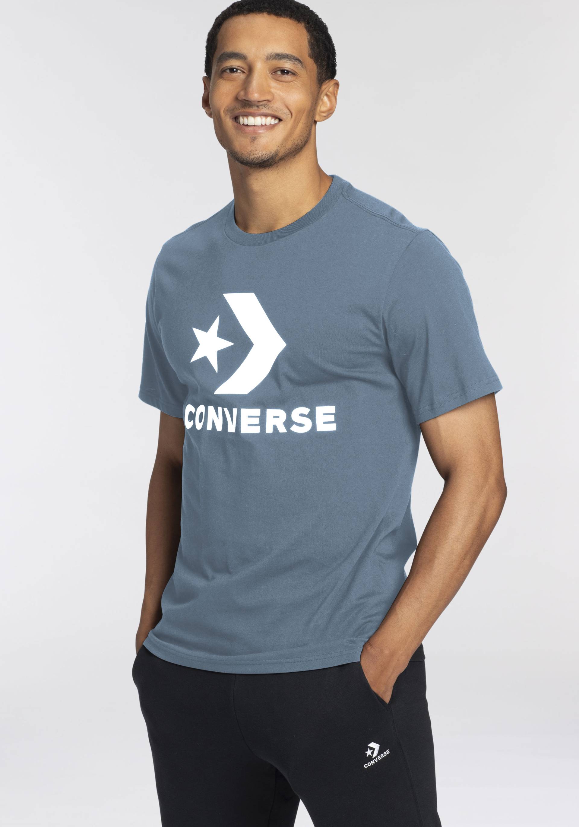 Converse T-Shirt »Unisex GO-TO STAR CHEVRON LOGO STANDARD-FIT«, Unisex von Converse