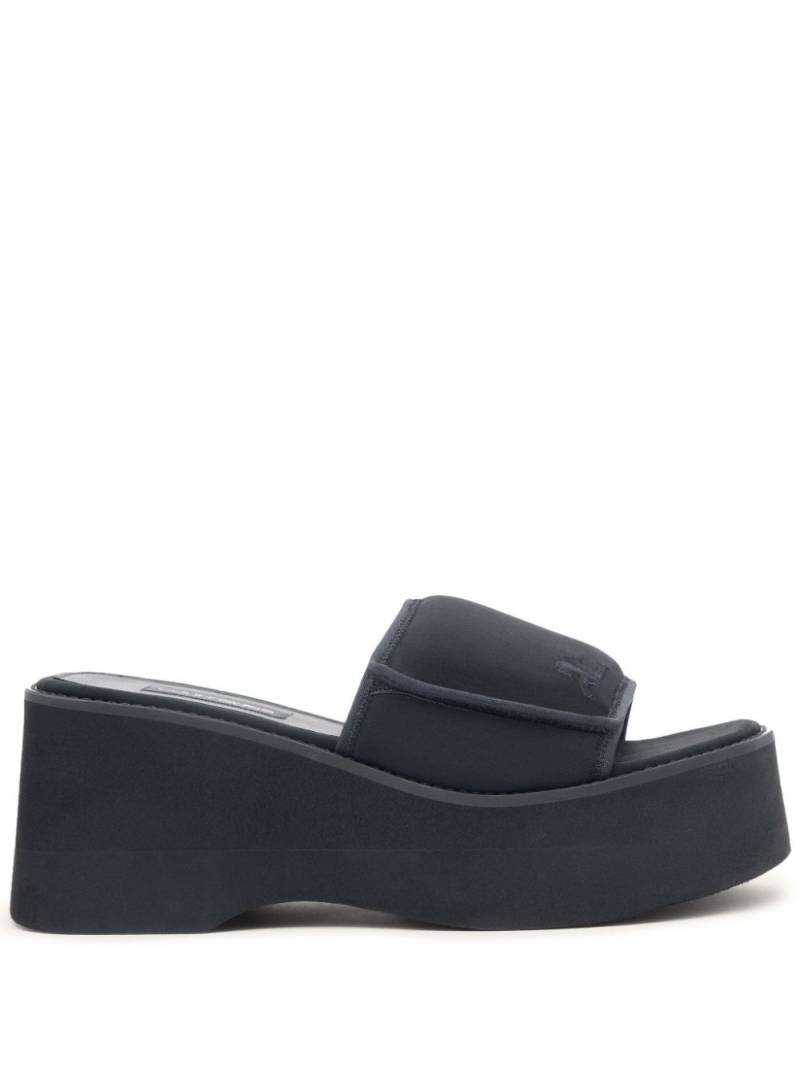 Courrèges Scuba Wave 75mm platform slides - Black von Courrèges