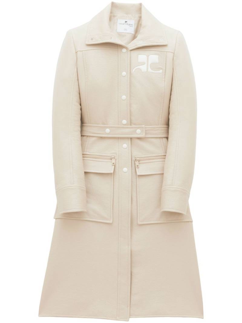 Courrèges logo-patch trench coat - Neutrals von Courrèges