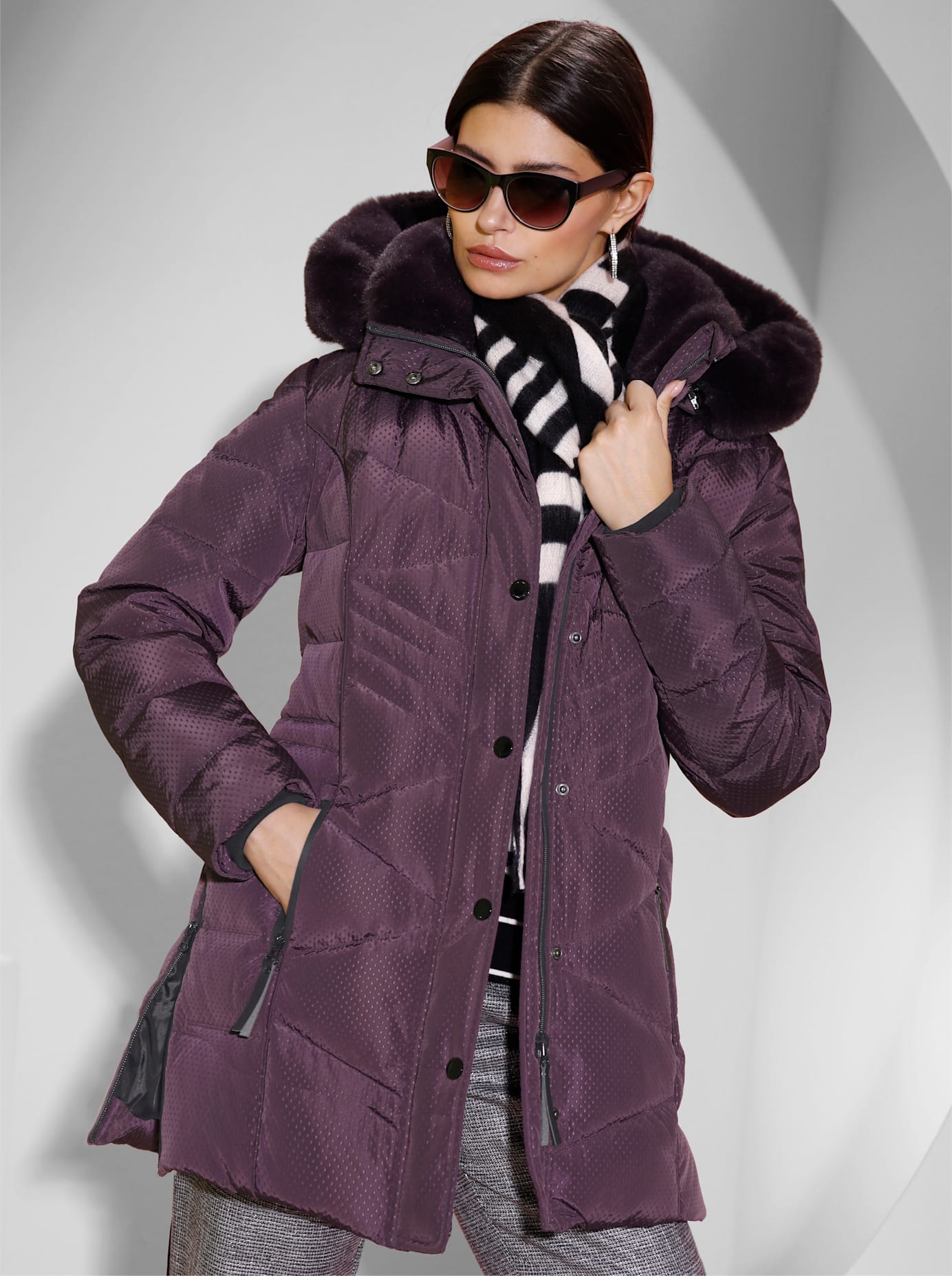 creation L Daunenjacke, mit Kapuze creation L Daunenjacke, mit Kapuze von Creation L