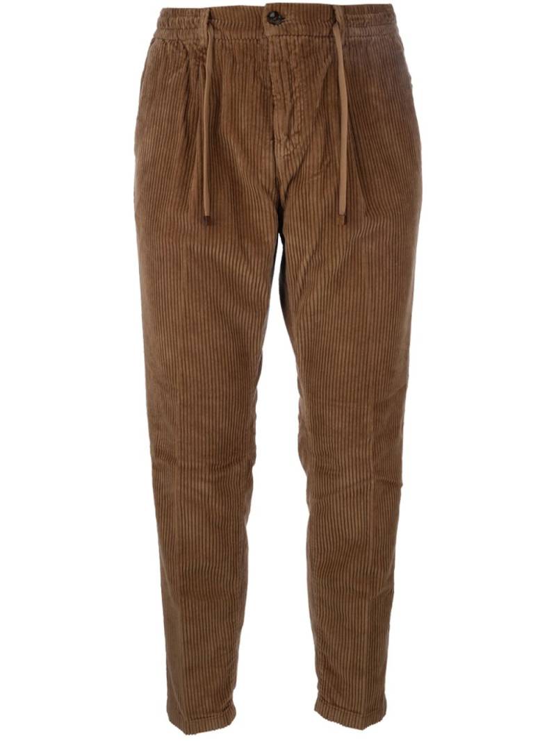 Cruna corduroy tapered trousers - Brown von Cruna