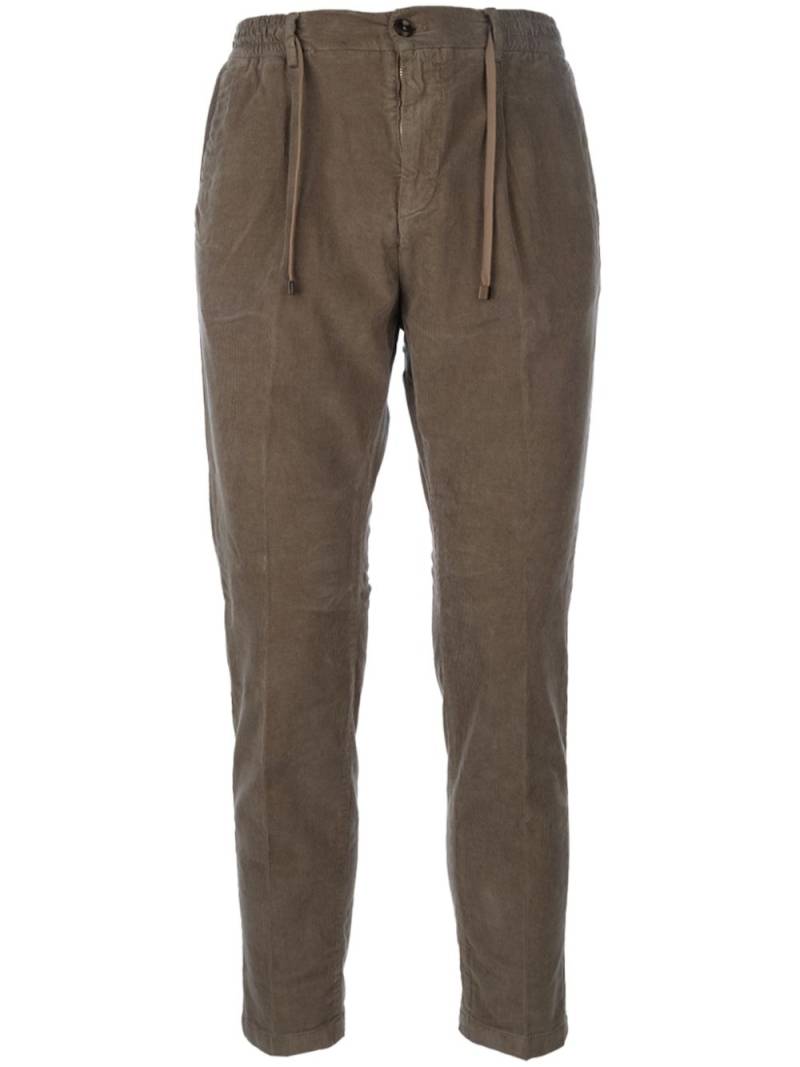 Cruna drawstring waistband trousers - Brown von Cruna