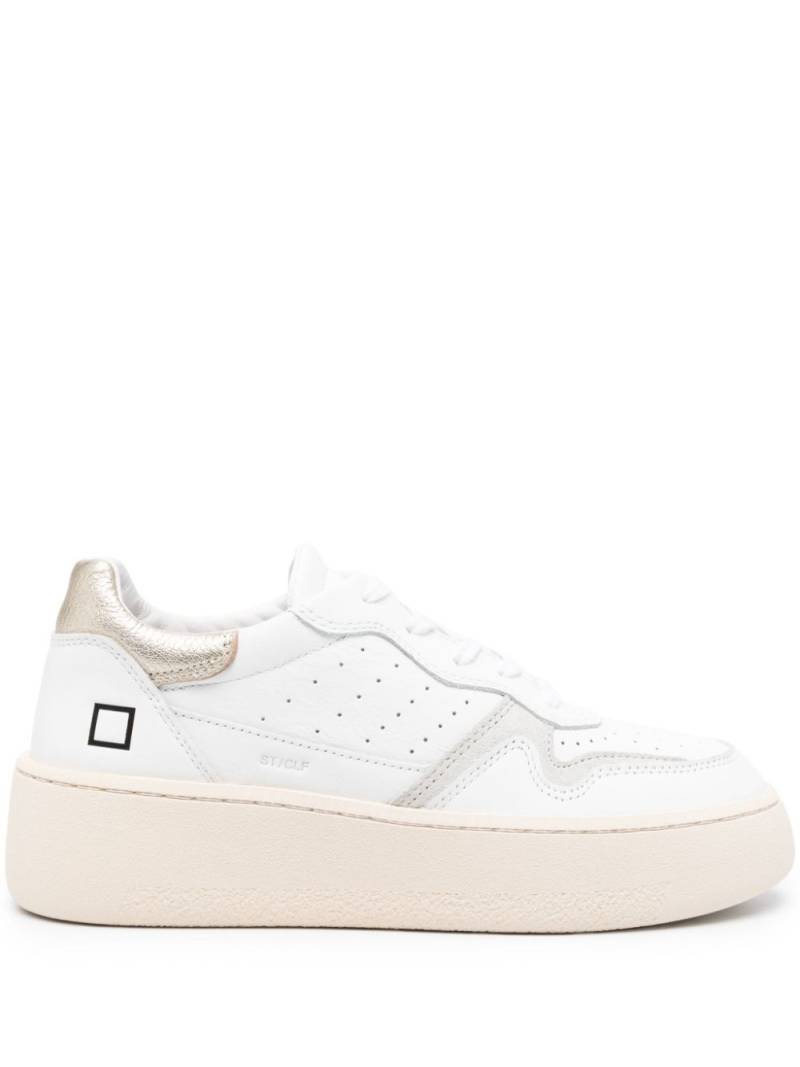 D.A.T.E. logo-debossed leather sneakers - White von D.A.T.E.