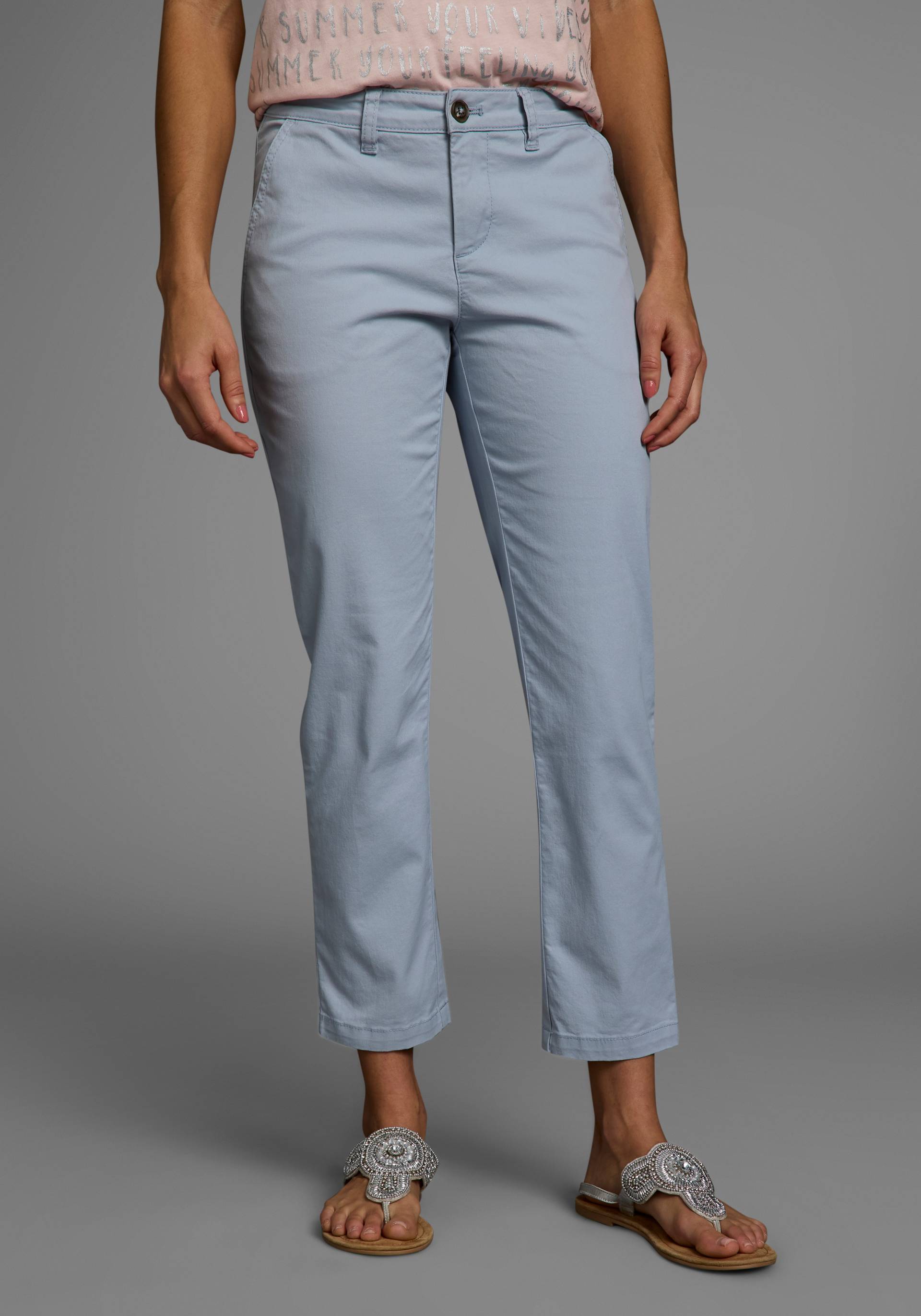 DELMAO 7/8-Hose, mit funktionalen Eingriff- & Ziertaschen DELMAO 7/8-Hose, mit funktionalen Eingriff- & Ziertaschen von DELMAO