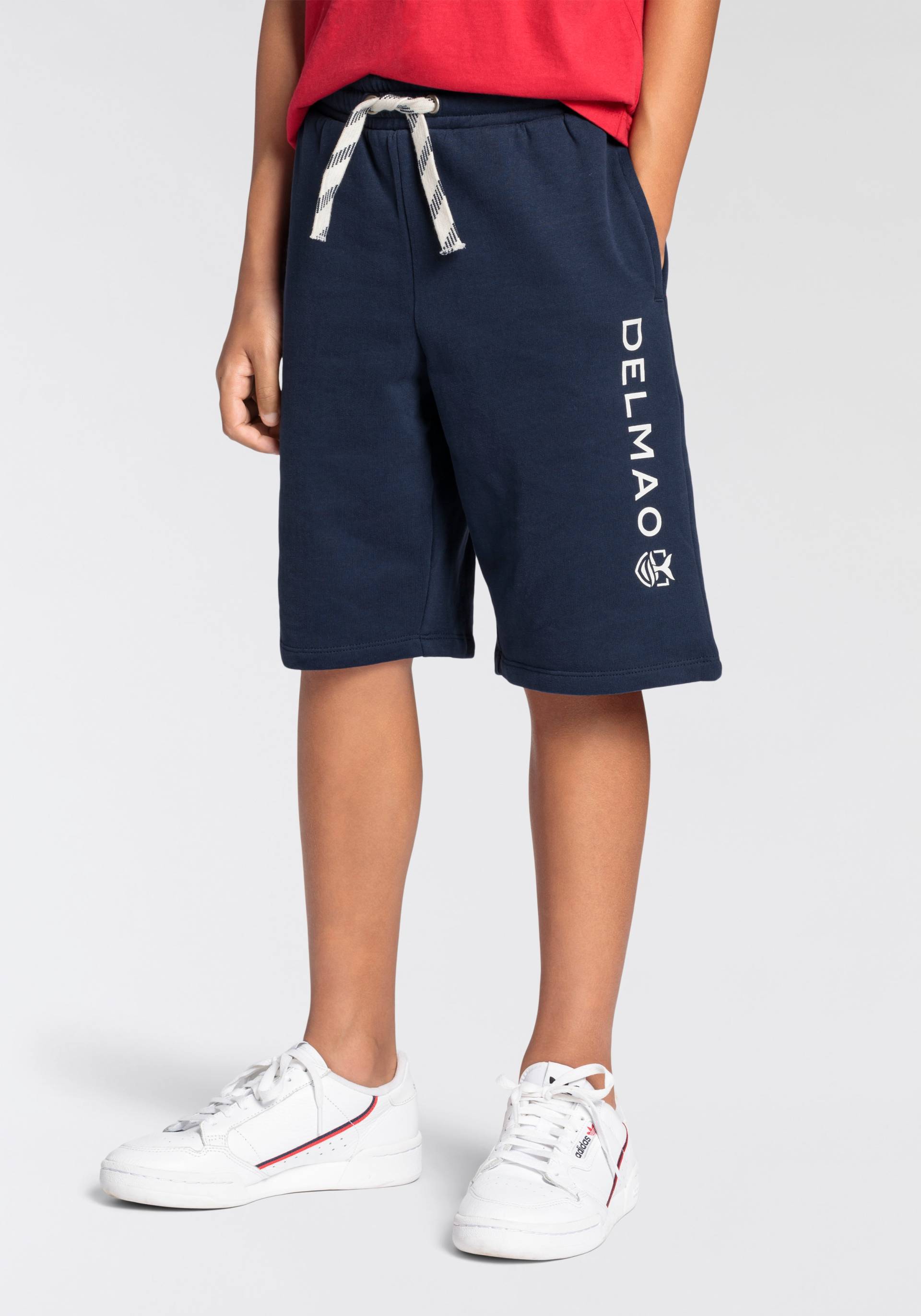 DELMAO Sweatshorts », Basic Sweatbermudas mit Logo-Print«, Weiche Sweatware von DELMAO