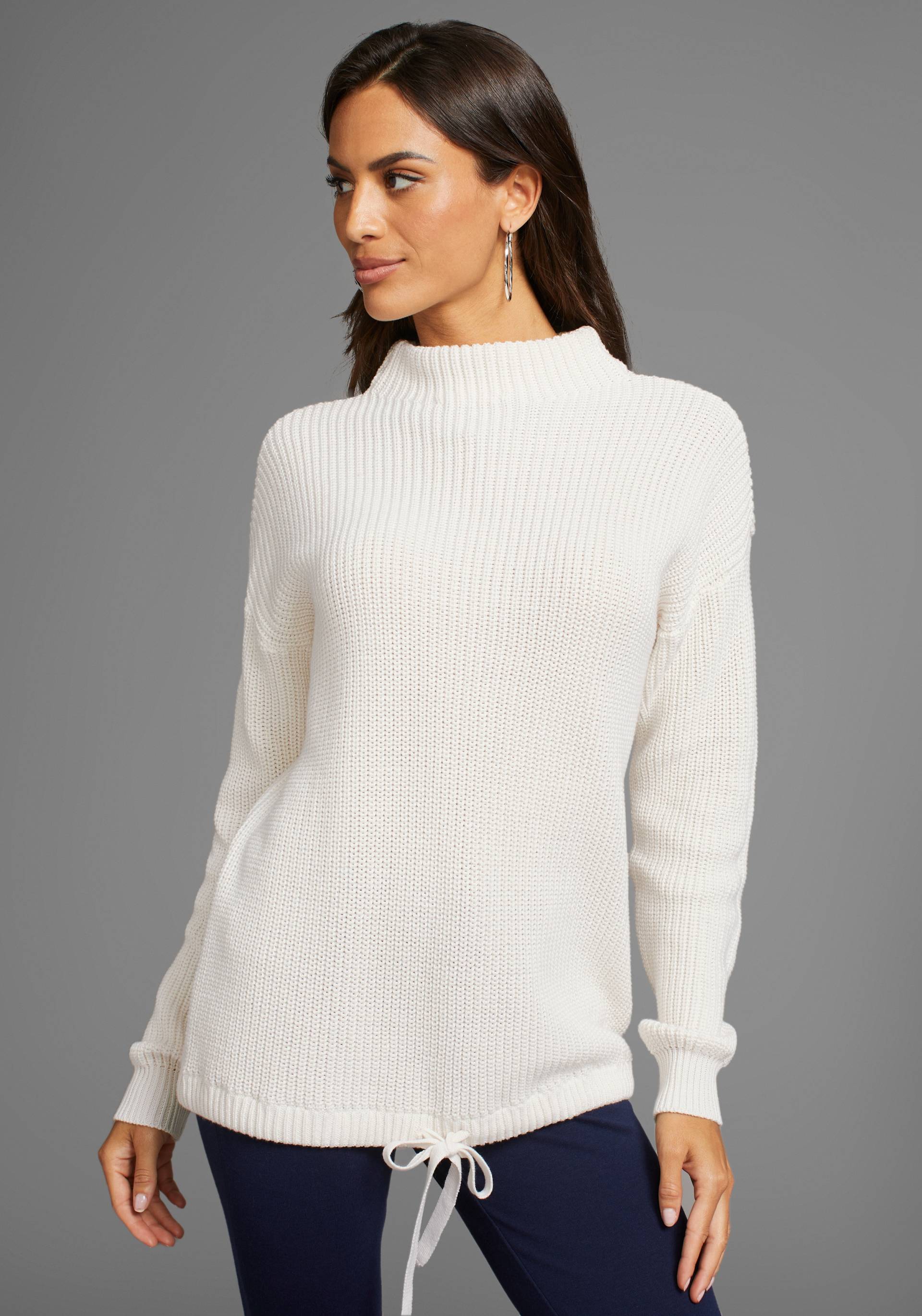 DELMAO Stehkragenpullover, mit verstellbarem Saum durch Bindeband von DELMAO