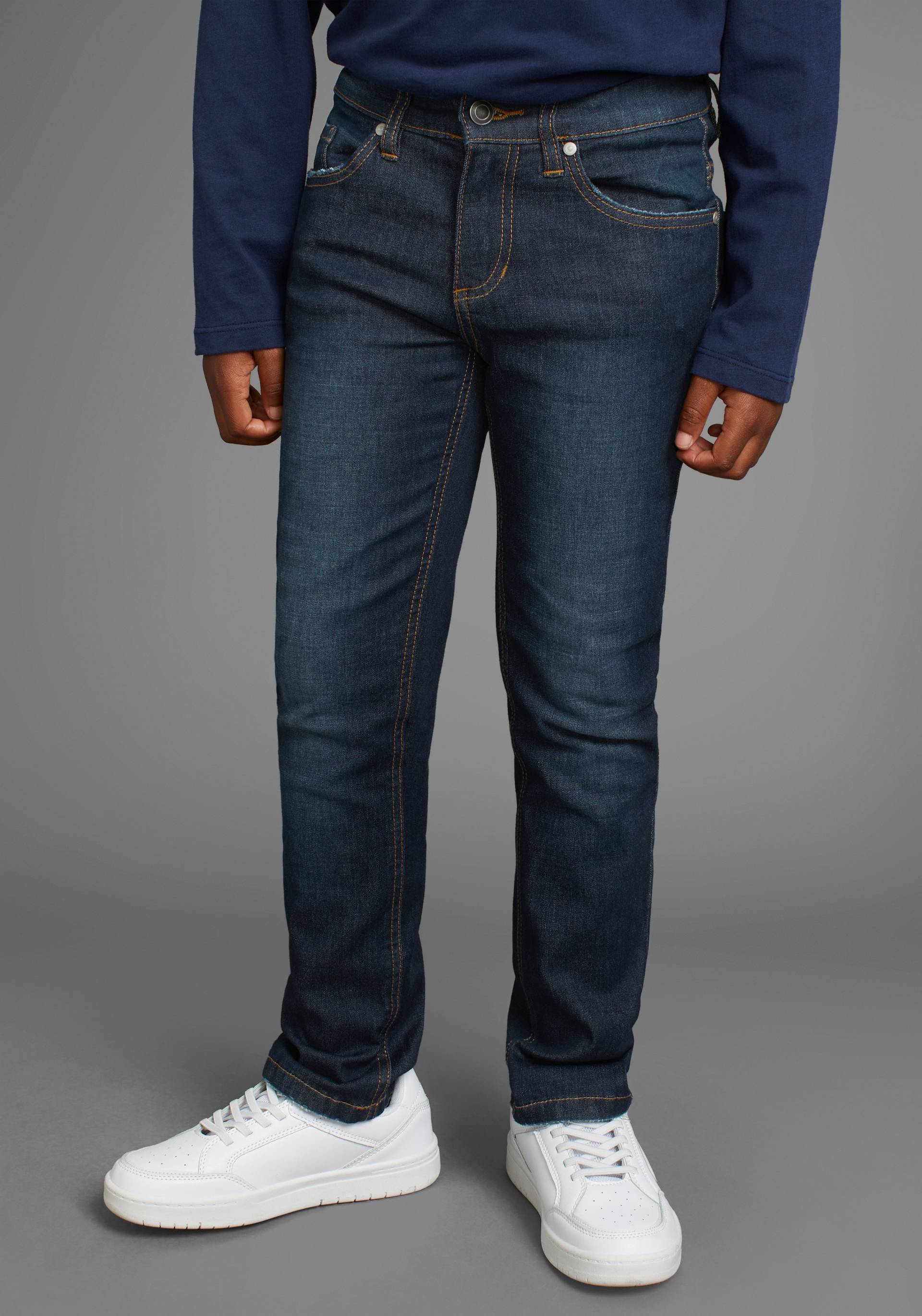 DELMAO Stretch-Jeans »Straight-fit Jeans für Jungen«, elastisches Material, Used-Look-Waschung, niedrige Leibhöhe DELMAO Stretch-Jeans »Straight-fit Jeans für Jungen«, elastisches Material, Used-Look-Waschung, niedrige Leibhöhe von DELMAO