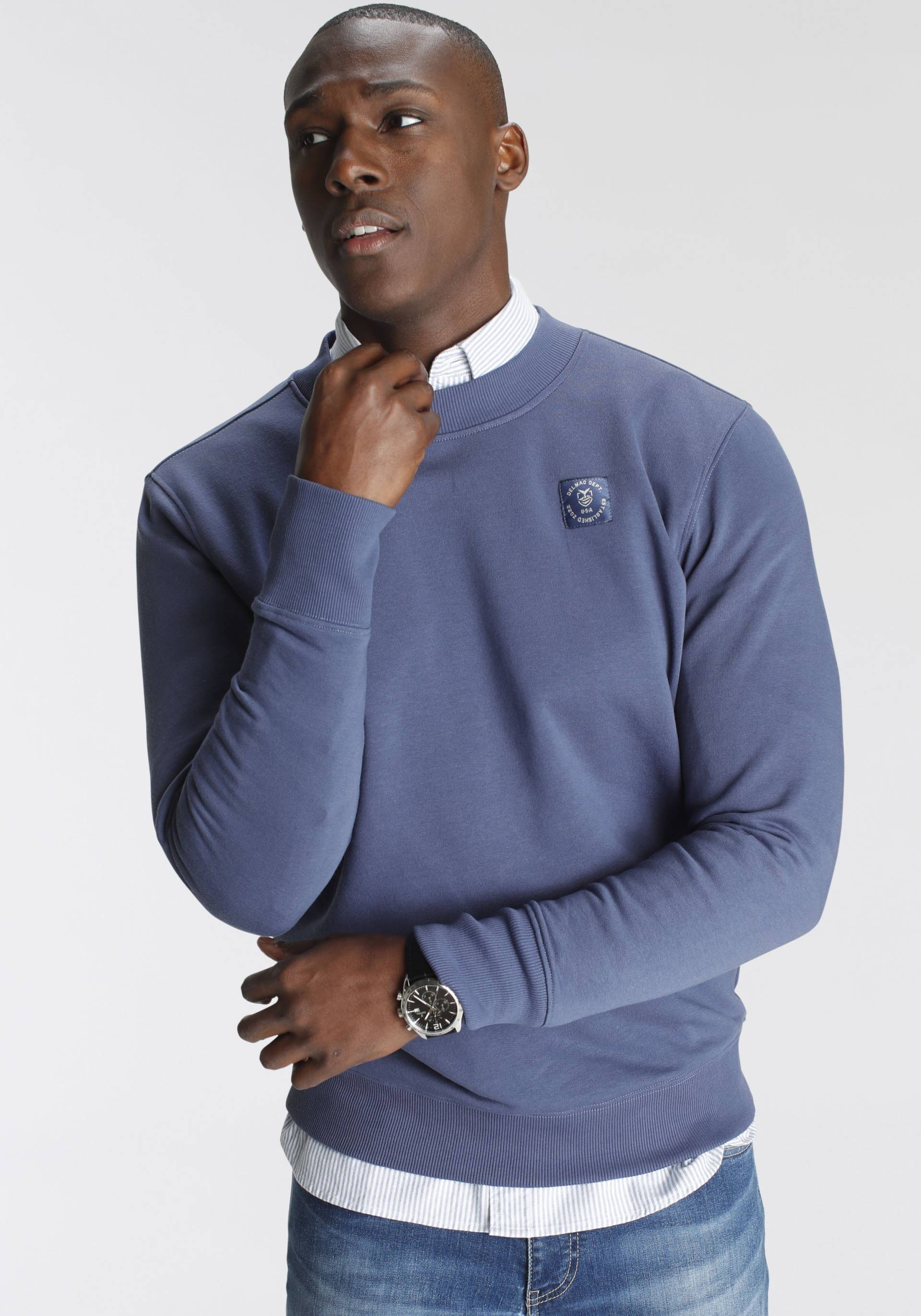 DELMAO Sweatshirt, Langarm, Regular Fit, unifarben, Basic-Stil DELMAO Sweatshirt, Langarm, Regular Fit, unifarben, Basic-Stil von DELMAO