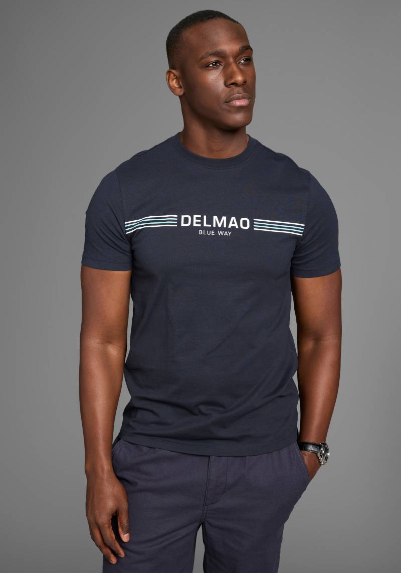 DELMAO T-Shirt, mit sportlich-maritimen Marken-Schriftzug von DELMAO