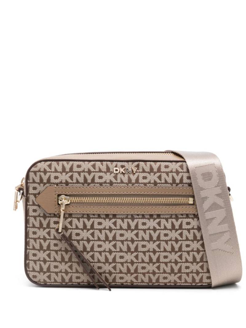 DKNY Bryant Ave cross body bag - Brown von DKNY