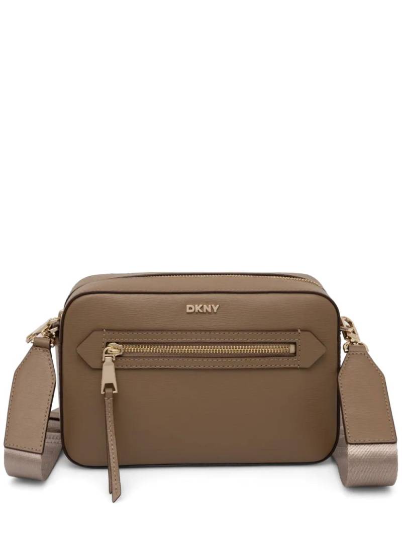 DKNY Bryant Ave cross body bag - Brown von DKNY