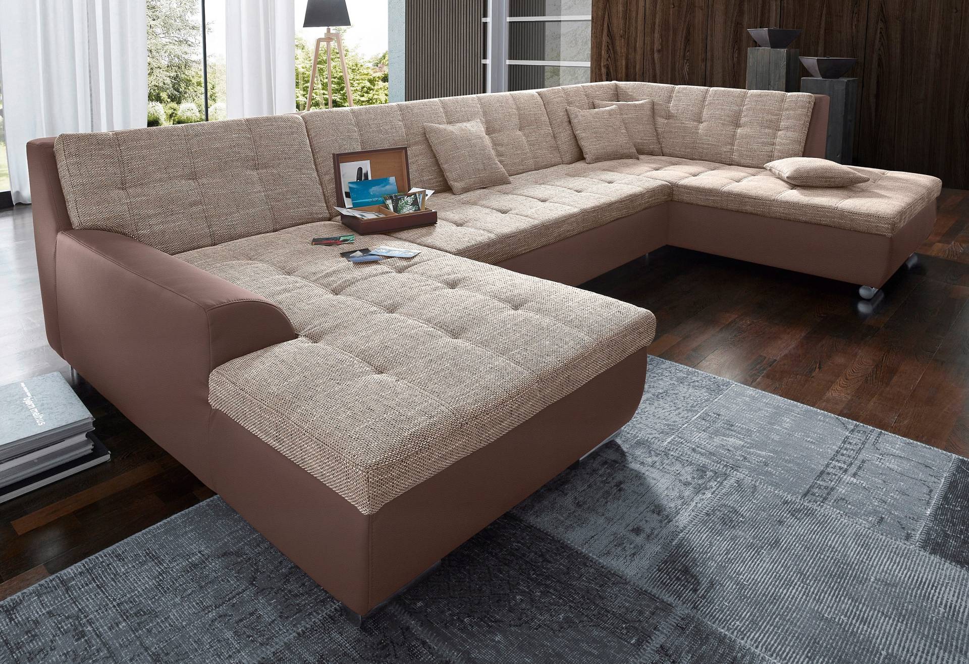 DOMO collection Wohnlandschaft »Treviso incl. Zierkissen, moderne Steppung, XXL: B/T/H: 364/201/83 cm«, wahlweise mit Bettfunktion, in vielen Bezugsarten auch in Cord U-Form DOMO collection Wohnlandschaft »Treviso incl. Zierkissen, moderne Steppung, XXL: B/T/H: 364/201/83 cm«, wahlweise mit Bettfunktion, in vielen Bezugsarten auch in Cord U-Form von DOMO collection