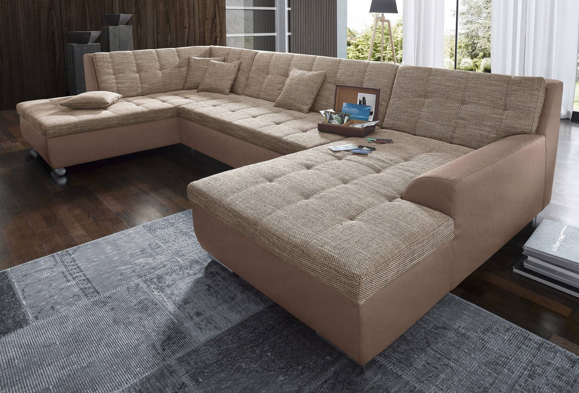DOMO collection Wohnlandschaft »Treviso incl. Zierkissen, moderne Steppung, XXL: B/T/H: 364/201/83 cm«, wahlweise mit Bettfunktion, in vielen Bezugsarten auch in Cord U-Form DOMO collection Wohnlandschaft »Treviso incl. Zierkissen, moderne Steppung, XXL: B/T/H: 364/201/83 cm«, wahlweise mit Bettfunktion, in vielen Bezugsarten auch in Cord U-Form von DOMO collection