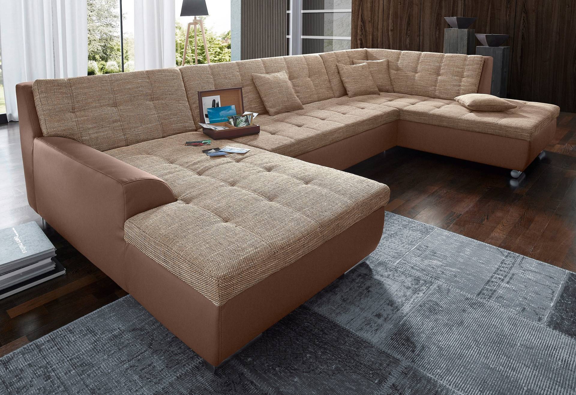 DOMO collection Wohnlandschaft »Treviso incl. Zierkissen, moderne Steppung, XXL: B/T/H: 364/201/83 cm«, wahlweise mit Bettfunktion, in vielen Bezugsarten auch in Cord U-Form DOMO collection Wohnlandschaft »Treviso incl. Zierkissen, moderne Steppung, XXL: B/T/H: 364/201/83 cm«, wahlweise mit Bettfunktion, in vielen Bezugsarten auch in Cord U-Form von DOMO collection