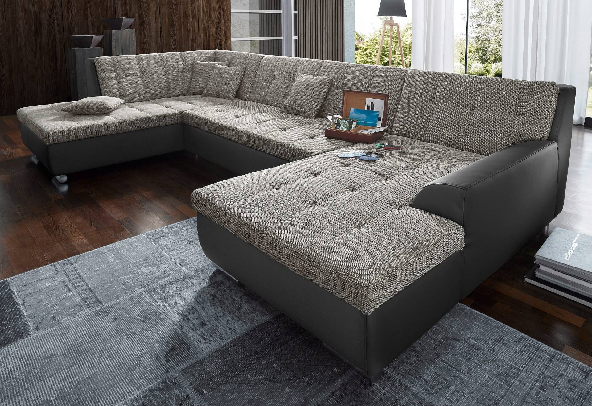 DOMO collection Wohnlandschaft »Treviso incl. Zierkissen, moderne Steppung, XXL: B/T/H: 364/201/83 cm«, wahlweise mit Bettfunktion, in vielen Bezugsarten auch in Cord U-Form DOMO collection Wohnlandschaft »Treviso incl. Zierkissen, moderne Steppung, XXL: B/T/H: 364/201/83 cm«, wahlweise mit Bettfunktion, in vielen Bezugsarten auch in Cord U-Form von DOMO collection