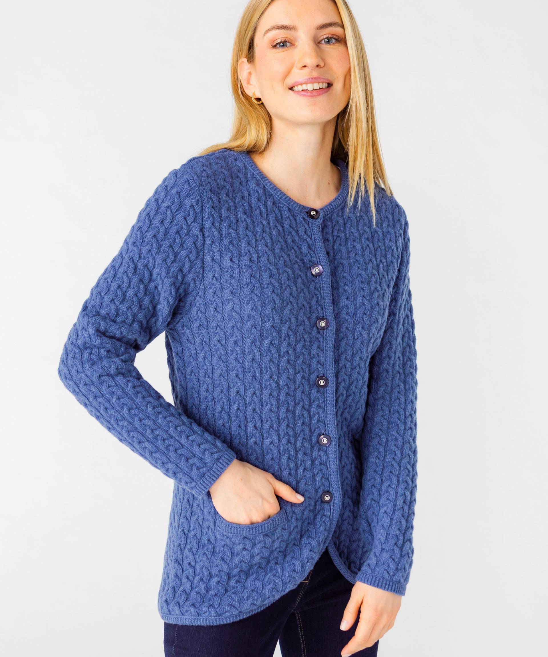 Strickjacke, 80 % Lammwolle. Damen Blau 46-48 von Damart