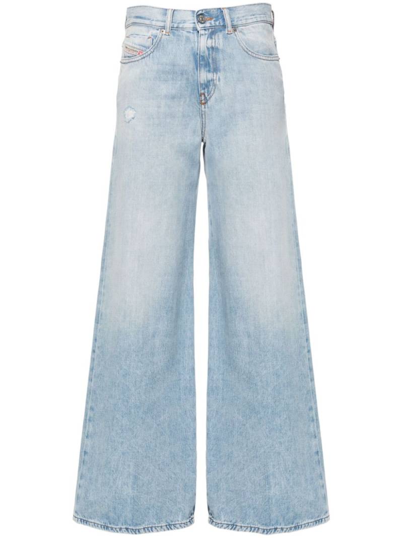 Diesel 1978 D-Akemi flared jeans - Blue von Diesel