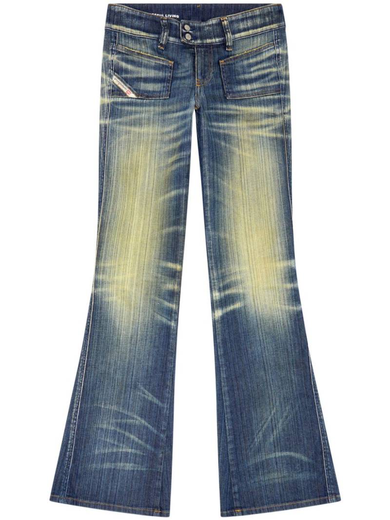 Diesel D-Hush low-rise bootcut jeans - Blue von Diesel