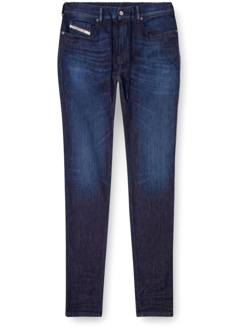 Diesel Slim 2060 D-Strukt Joggjeans® 09L11 jeans - Blue von Diesel