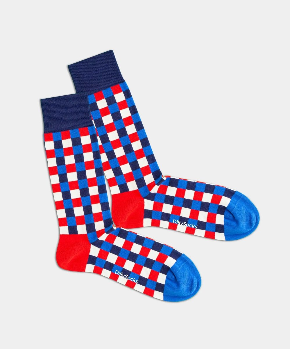 - Socken in Blau Rot mit Geometrisch Motiv/Muster von DillySocks