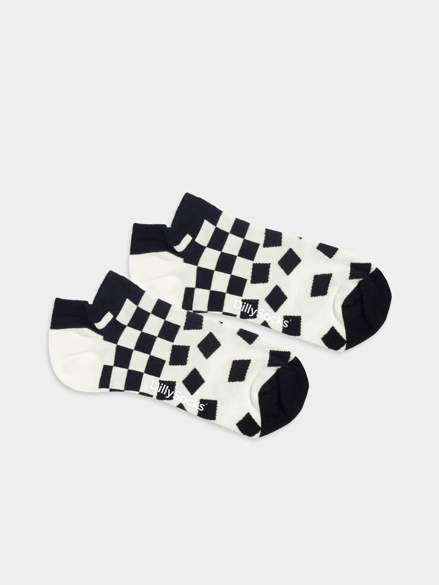 - Sneakersocken in Schwarz Weiss mit Geometrisch Motiv/Muster - Sneakersocken in Schwarz Weiss mit Geometrisch Motiv/Muster von DillySocks