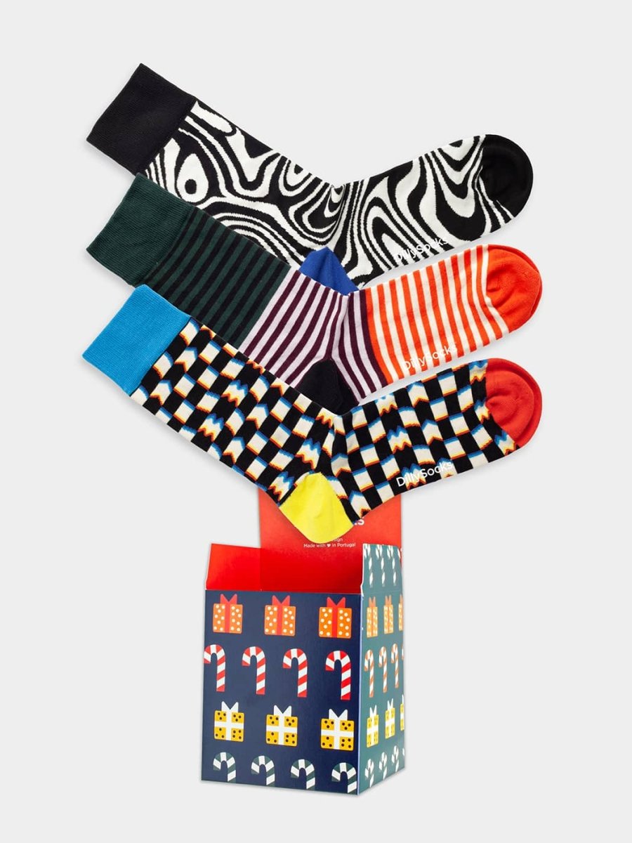 - Socken-Geschenkbox in Bunt mit Punkte Streifen Geometrisch Motiv/Muster von DillySocks