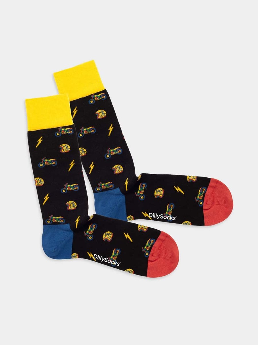 - Socken in Schwarz  mit Sport Ferien Motiv/Muster von DillySocks