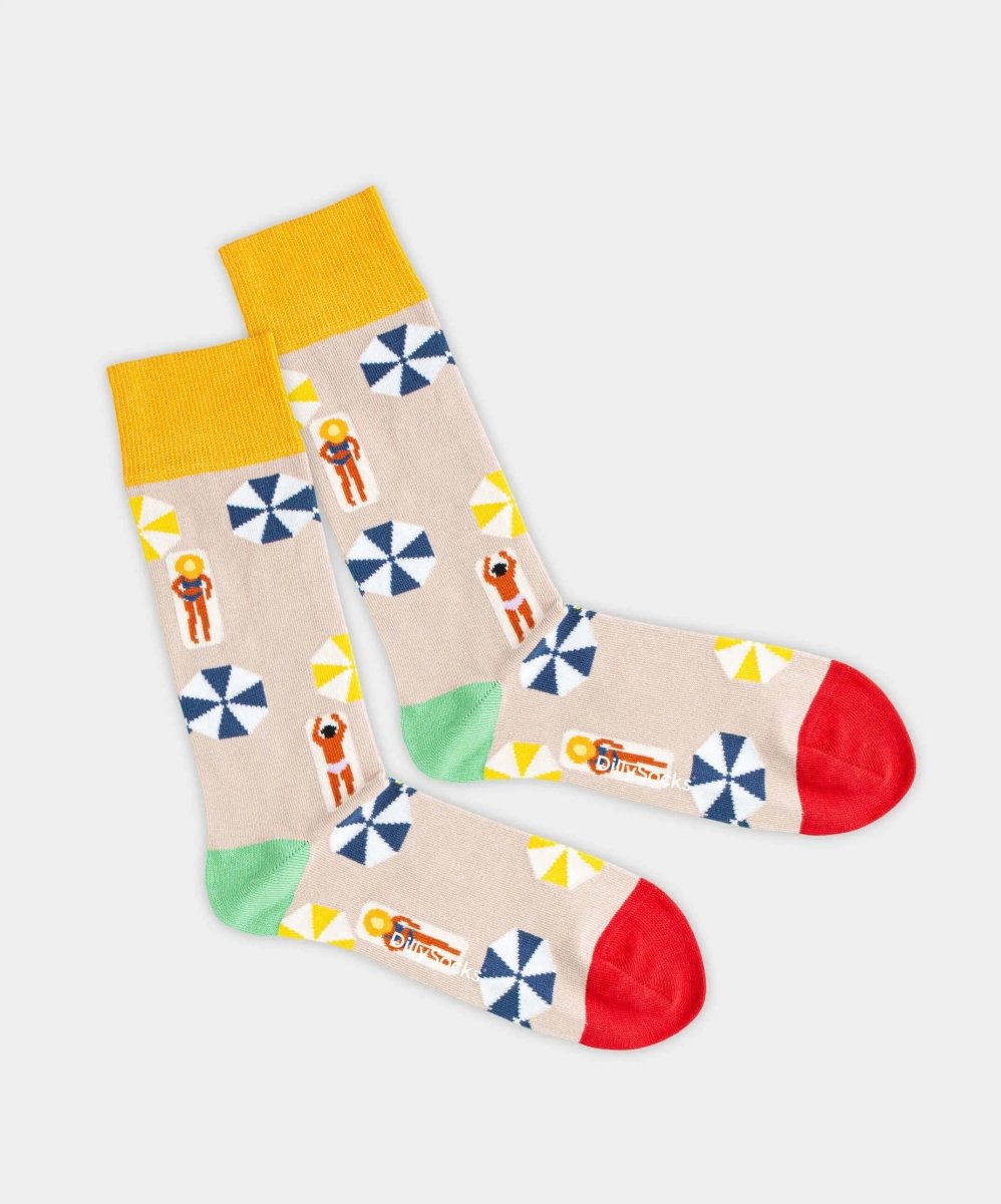 - Socken in Beige mit Ferien Motiv/Muster - Socken in Beige mit Ferien Motiv/Muster von DillySocks