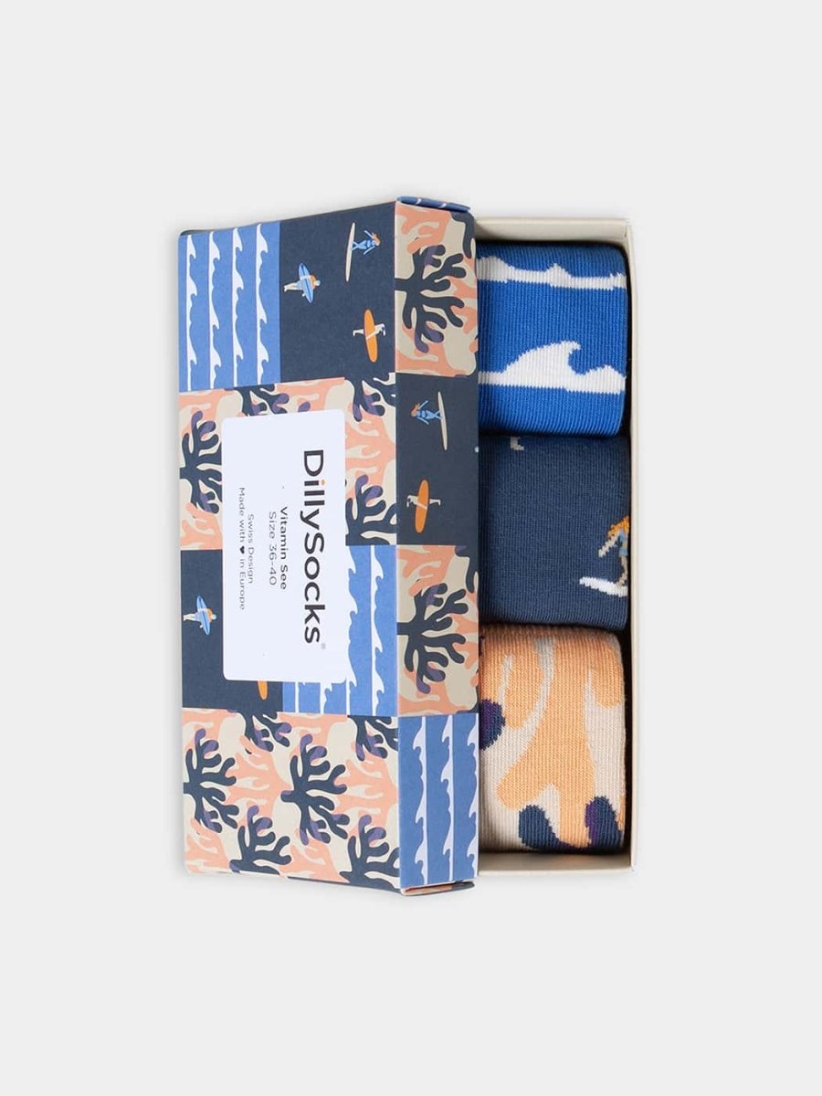 - Socken-Geschenkbox in Gelb Blau mit Wasser Motiv/Muster - Socken-Geschenkbox in Gelb Blau mit Wasser Motiv/Muster von DillySocks