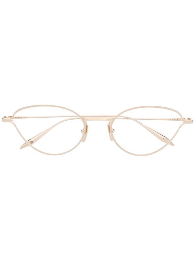 Dita Eyewear Sincetta cat eye-frame glasses - Gold von Dita Eyewear