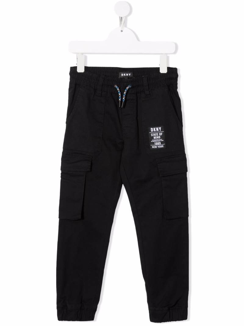 Dkny Kids patch cargo trousers - Black von Dkny Kids