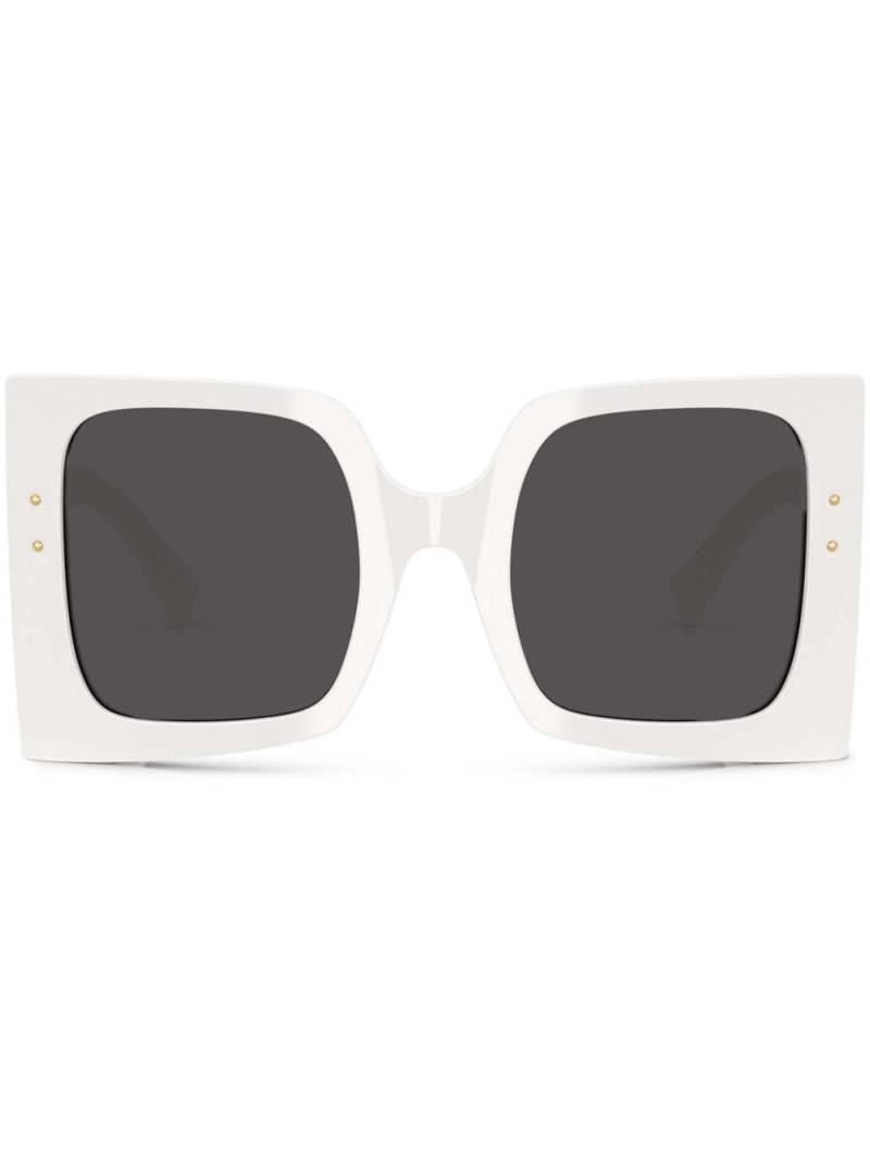 Dolce & Gabbana Eyewear DG logo-plaque sunglasses - White von Dolce & Gabbana Eyewear