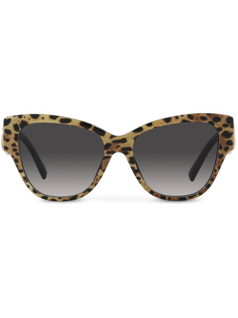 Dolce & Gabbana Eyewear leopard-print butterfly-frame sunglasses - Brown von Dolce & Gabbana Eyewear